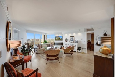 Welcome to this beautiful Penthouse at the Prestigious Towers of