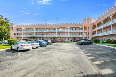 Light, Bright & Beautiful Top-Floor Corner Home in On Top of the