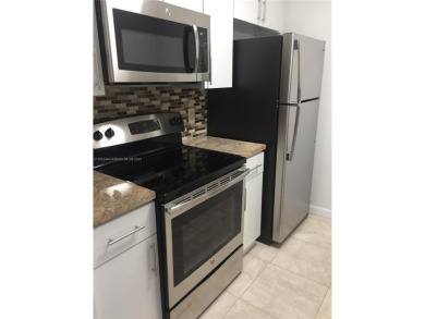 Beautiful remodeled condo in Century Village a Senior Community