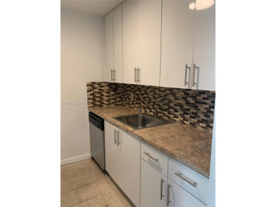 Beautiful remodeled condo in Century Village a Senior Community