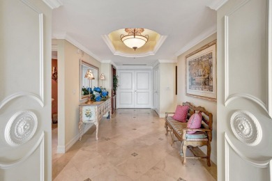 IMMACULATE CORNER APARTMENT WITH AMAZING PANORAMIC VIEWS OF