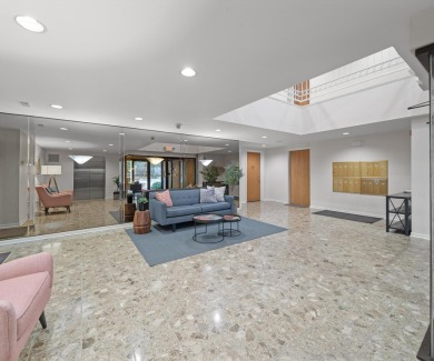 Come explore this hidden gem in NE Ann Arbor featuring one floor