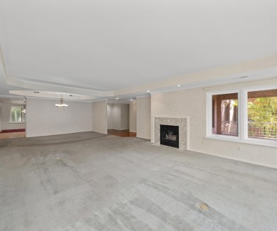 Come explore this hidden gem in NE Ann Arbor featuring one floor