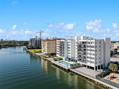 Stunning 2 bedrooms, 2 baths boasts breathtaking views of the