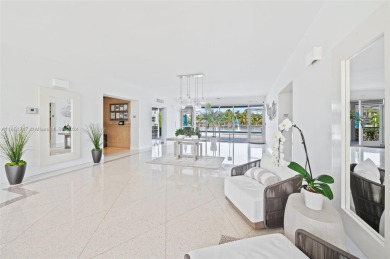 Stunning 2 bedrooms, 2 baths boasts breathtaking views of the