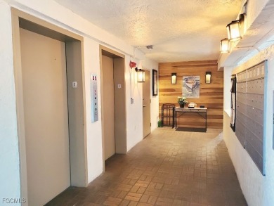 EXPERIENCE THE ULTIMATE RIVERFRONT LIFESTYLE! Welcome to this