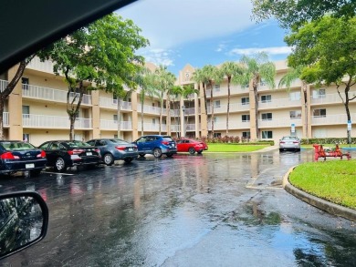 ** Kings Point 55+ Community** Close to Everything** Man Gated