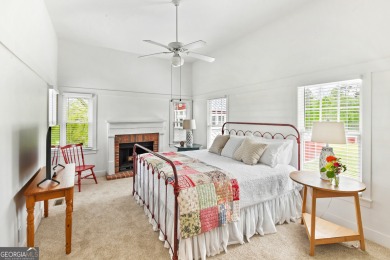 Nestled along the shores of Lake Oconee, this extraordinary