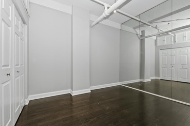 Breathtaking South Loop Loft with 3 Beds and 3 Baths. Two units