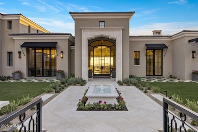 Secluded in Silverleaf's exclusive Horseshoe Canyon, this 12,128