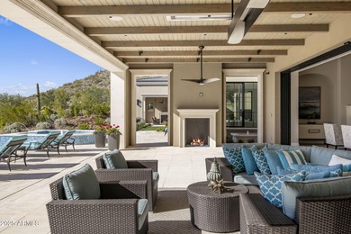 Secluded in Silverleaf's exclusive Horseshoe Canyon, this 12,128