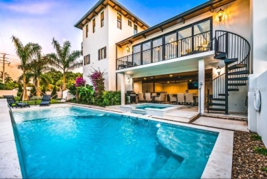 STUNNING ESTATE ON LIDO KEY!!! WELCOME TO YOUR COASTAL DREAM