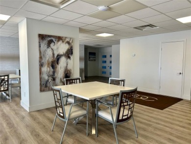 Excellent location on the beach at Galt Ocean! Spacious 2beds/ 1