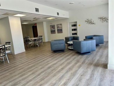 Excellent location on the beach at Galt Ocean! Spacious 2beds/ 1