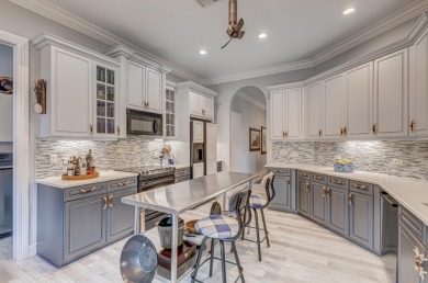 2,850 sq. condo on the second floor of a two story building