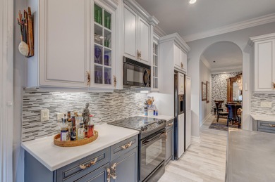 2,850 sq. condo on the second floor of a two story building