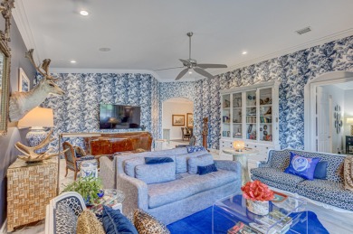 2,850 sq. condo on the second floor of a two story building