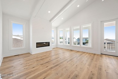 In the process of furnishing, still at work. Welcome to your