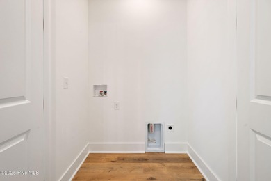 In the process of furnishing, still at work. Welcome to your