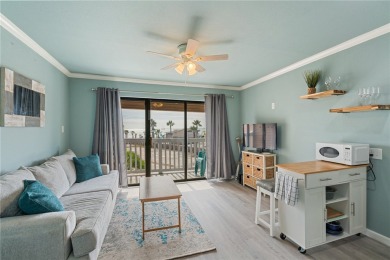 This fully furnished 1-bedroom, 1-bathroom condo on North Beach