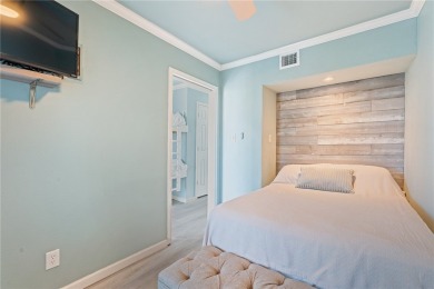 This fully furnished 1-bedroom, 1-bathroom condo on North Beach