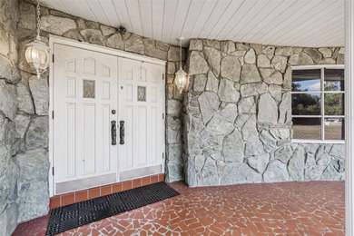 Welcome to your private slice of Valrico paradise. Tucked away