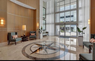 This spacious 2 Bedrooms/2.5 Bathrooms split layout condo on the