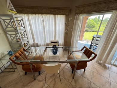 Condo 2BR/2BA just minutes from Disney! Resort-style amenities