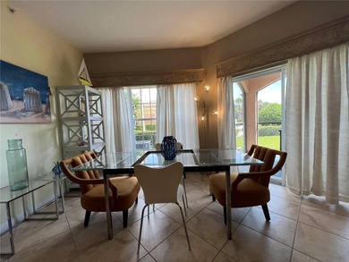 Condo 2BR/2BA just minutes from Disney! Resort-style amenities