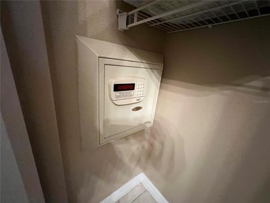 Condo 2BR/2BA just minutes from Disney! Resort-style amenities