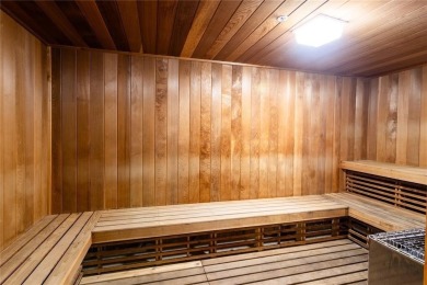 Estate Sale. Spectacular high-floor Barcelona *C* residence in