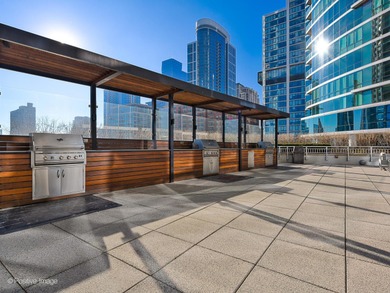Located on the 29th floor of one of the South Loop's premier