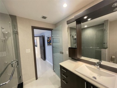 Estate Sale. Spectacular high-floor Barcelona *C* residence in