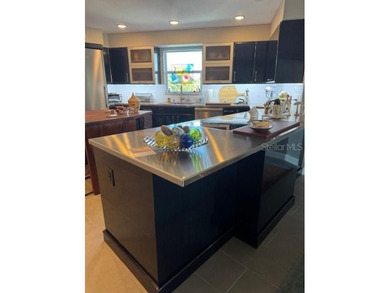 Nestled just two blocks from the lively heart of downtown St