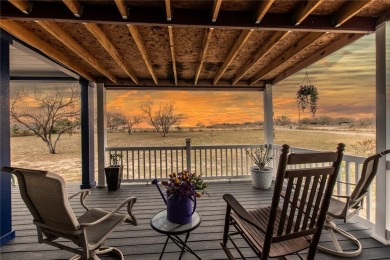 AMAZING COUNTRYSIDE LIVING!! Spaceous 4 bedroom home; front and