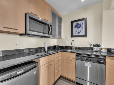 Gallery One, Fully Furnished (turnkey), 1bed/1bath, Waterfront