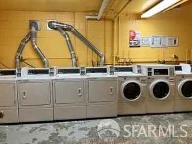 Fixer-Upper Opportunity in the heart of The City. Remodel this