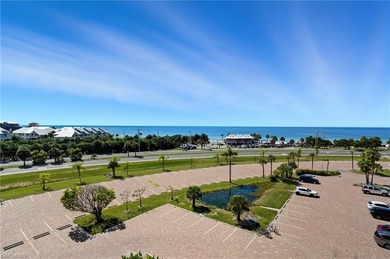 Remodeled and fully turnkey unit!  This efficiency condo is