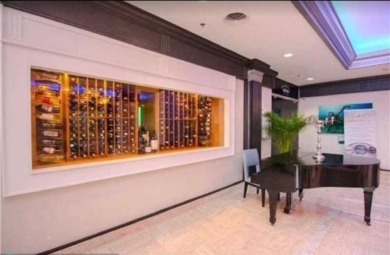 CONDO/HOTEL INVESTMENT OPPORTUNITY. CORNER STUDIO UNIT features