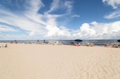 CONDO/HOTEL INVESTMENT OPPORTUNITY. CORNER STUDIO UNIT features