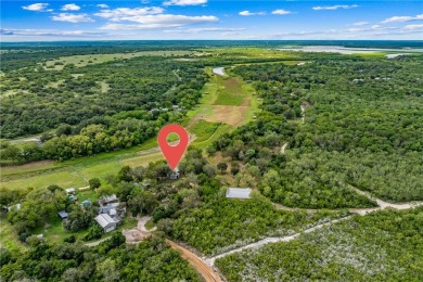 ATTENTION: COUNTRY LAKE HOUSE THE *VENADOS LODGE* TUCKED AWAY IN