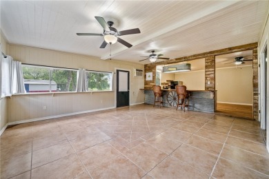 ATTENTION: COUNTRY LAKE HOUSE THE *VENADOS LODGE* TUCKED AWAY IN