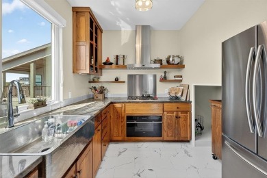 INCREDIBLE ARCHITECTURE, STUNNING GULF VIEWS, ELEVATOR ACCESS