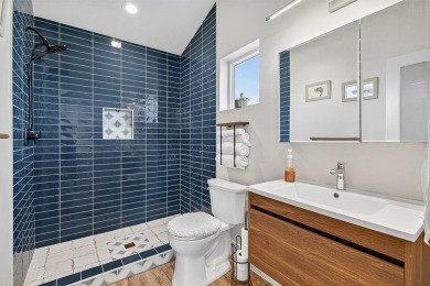 INCREDIBLE ARCHITECTURE, STUNNING GULF VIEWS, ELEVATOR ACCESS