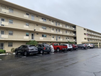 DESIRABLE 55+ COMMUNITY TWO BEDROOM TWO BATH TURN KEY