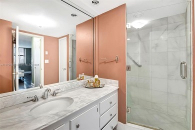 Bright and Spacious 2-Bed, 2-Bath Condo with Stunning Sunset