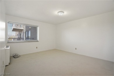 Affordable Lakeside Living with Great Amenities! Welcome home to