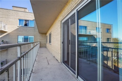 Affordable Lakeside Living with Great Amenities! Welcome home to