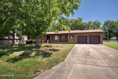 Immaculate All-Brick Home in Beautiful Lamar Subdivision! This