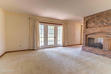 Immaculate All-Brick Home in Beautiful Lamar Subdivision! This